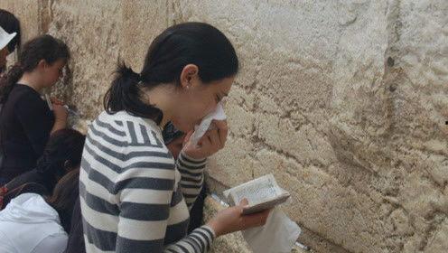 娱乐吃瓜君露脸